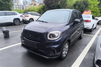 零跑汽车 零跑T03 2022款 琉璃版