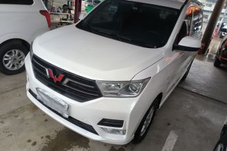 五菱汽车 五菱宏光 2021款 1.5L S标准型LAR