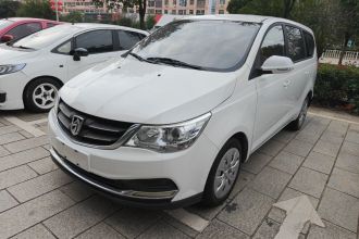 宝骏730 2019款 1.5L 手动超值型 7座 国VI