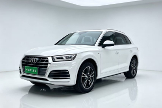 奥迪Q5L 2020款 改款 40 TFSI 荣享时尚型