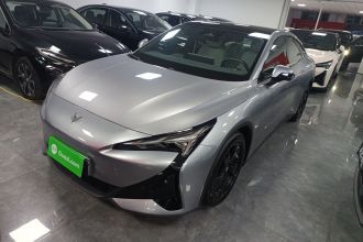 ARCFOX极狐 极狐 阿尔法S5 2024款 560PRO 185kW