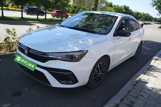 荣威i5 2021款 1.5L CVT铂金版