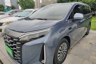 比亚迪 夏 2025款 DM-i 1.5T 180km 超越型