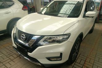 日产 奇骏 2017款 2.5L CVT豪华版 4WD