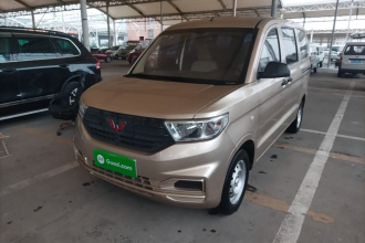 五菱汽车 五菱宏光V 2022款 1.5L劲取版电动助力LAR
