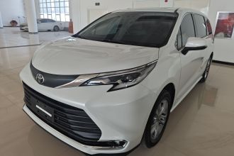 丰田 赛那SIENNA 2024款 2.5L混动 舒适版