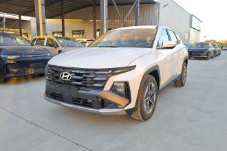 现代 2025款 途胜L 1.5T 精英版