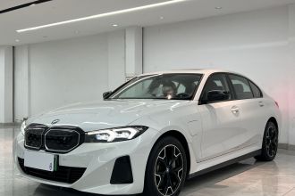 宝马i3 2023款 eDrive 40 L 曜夜套装