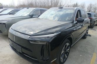 魏牌 蓝山 2025款 四驱 Ultra