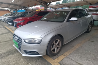 奥迪A4L 2015款 35 TFSI 自动标准型