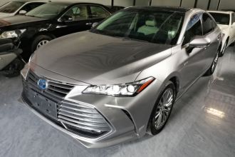 丰田 亚洲龙 2019款 双擎 2.5L XLE尊贵版 国VI