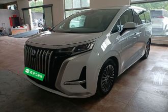 腾势D9 2022款 EV 620 尊贵型