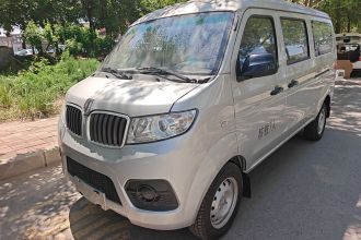 金杯 小海狮X30 2024款 1.5L 冠军型客车 5/6/7座