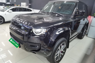 路虎卫士 2023款 改款 90 3.0T P400 XS