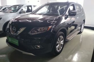 日产 奇骏 2015款 2.0L CVT舒适MAX版 2WD