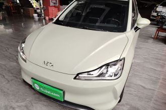哪吒汽车 哪吒V 2022款 潮 400 Lite