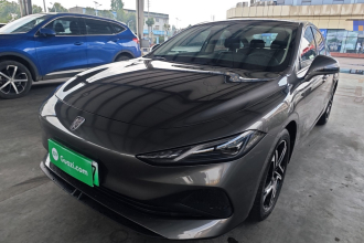 荣威D7 2023款 DMH 125km 超越版