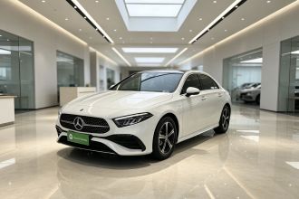 奔驰A级 2023款 A 200 L 时尚型