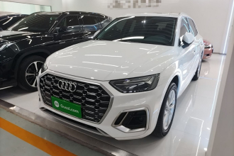 奥迪Q5L 2022款 改款 40T 豪华动感型