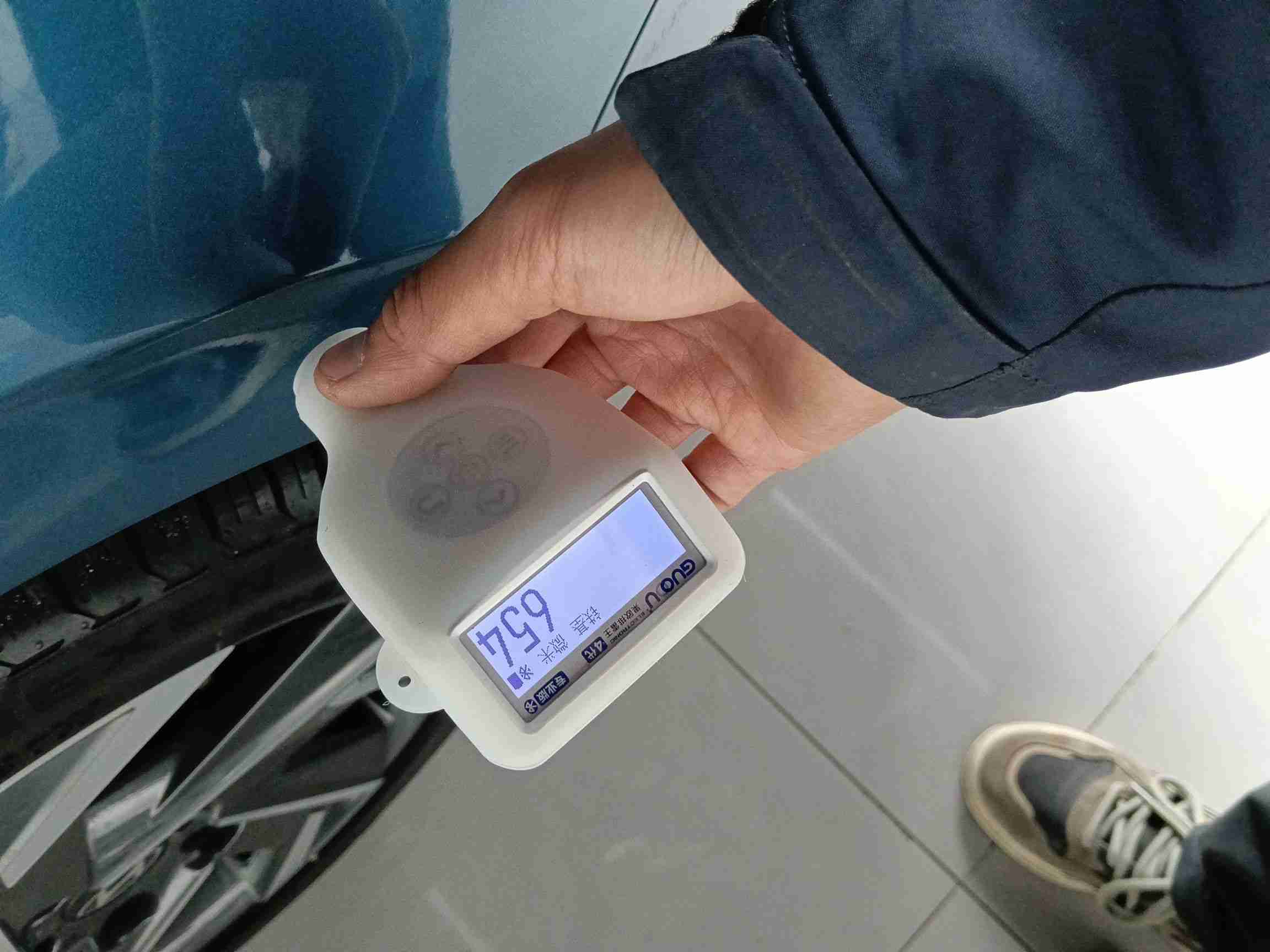 左后翼子板钣金修复部位实拍