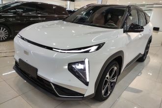 吉利银河 银河L7 2025款 EM-i 115km 探索+版