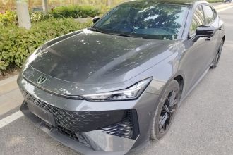长安UNI-V 2024款 1.5T 智慧领航型