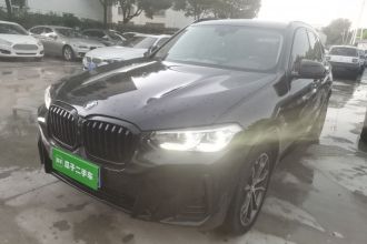 宝马X3 2023款 xDrive30i 领先型 M曜夜套装
