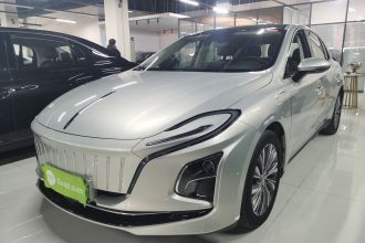红旗E-QM5 2022款 431km 充电乐享版