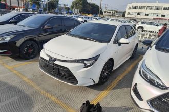 丰田 雷凌 2024款 智能电混双擎 1.8L 领先版