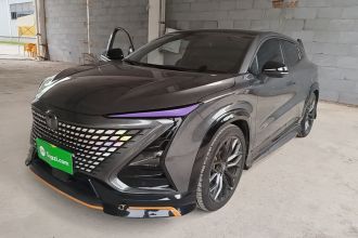 长安UNI-T 2022款 2.0T 运动版 尊贵型