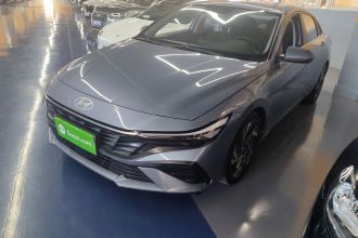 现代 伊兰特 2023款 1.5L CVT LUX尊贵版