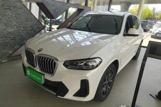 宝马X3 2022款 改款 xDrive25i M运动套装