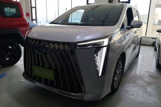 广汽传祺 传祺M8 2024款 宗师系列 双擎 至尊版