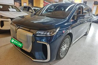 岚图汽车 岚图梦想家 2025款 PHEV 四驱尊贵鲲鹏版