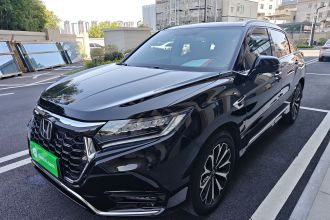 本田UR-V 2023款 370TURBO 两驱尊雅版