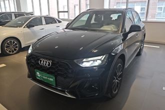 奥迪Q5L 2024款 45 TFSI 豪华动感型