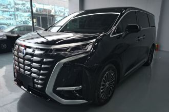 腾势D9 2024款 DM-i 980 四驱尊贵型