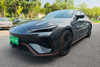 长安UNI-V 2025款 第三代 2.0T 劲擎型