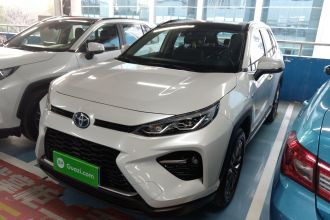 丰田 威兰达 2023款 双擎 2.5L E-CVT四驱尊贵版