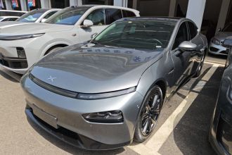 小鹏P7 2022款 670N+