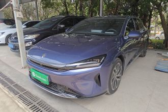 宝骏享境 2025款 插混 140km豪华版