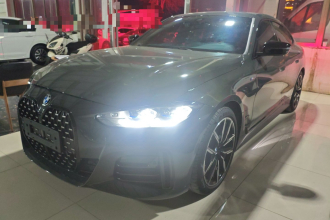 宝马4系 2022款 425i Gran Coupe M运动曜夜套装