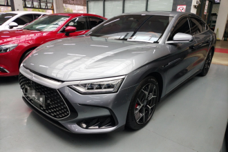 比亚迪 汉 2022款 DM-i 242KM 旗舰型