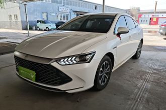 比亚迪 秦PLUS 2024款 荣耀版 DM-i 55KM领先型