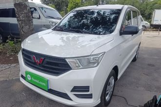 五菱汽车 五菱宏光 2021款 1.5L S基本型LAR