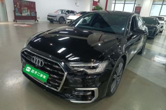 奥迪A6L 2024款 45 TFSI quattro 臻选动感型