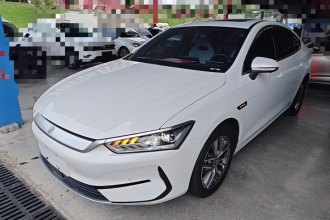比亚迪 秦PLUS 2024款 荣耀版 EV 420KM超越型