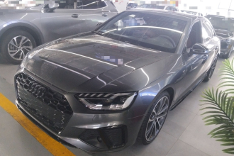 奥迪A4L 2023款 40 TFSI quattro 豪华动感型