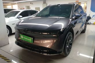 极氪7X 2025款 75kWh 后驱智驾版