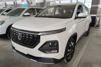 宝骏530 2020款 1.5T CVT尊贵互联型 7座